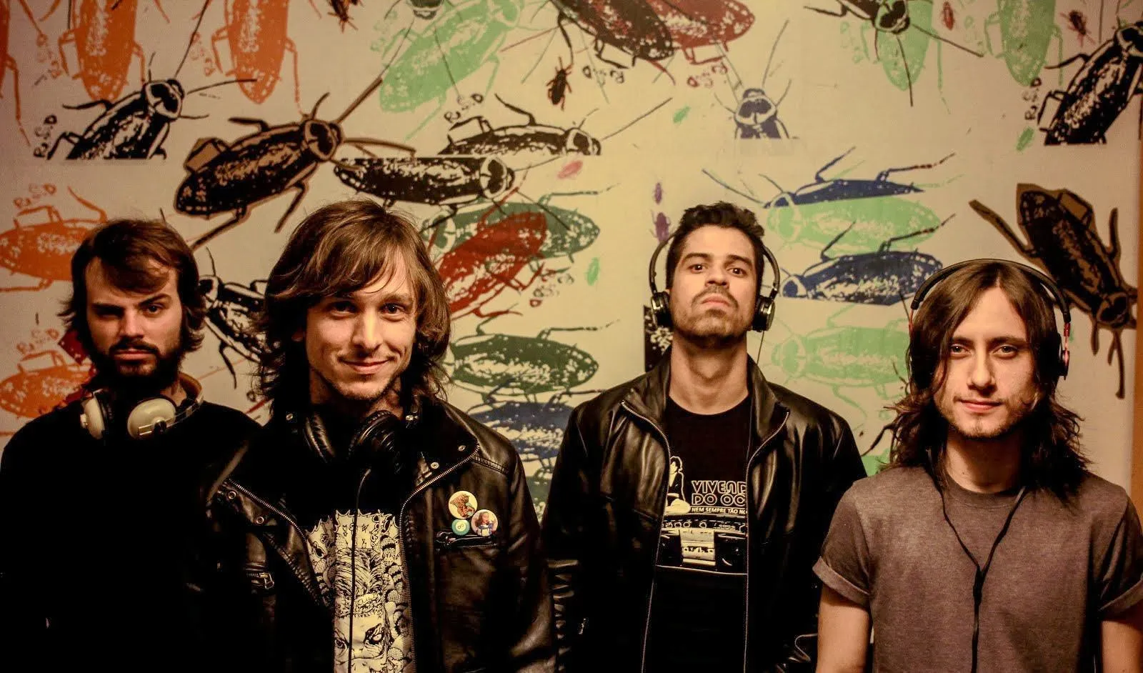 DISTRAÍDOS VENCEREMOS.